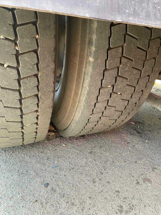 тягач з автоцистерною МАН