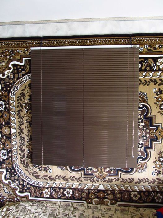 Жалюзи алюминиевые, оконные 122 х 135см