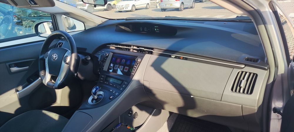 Toyota prius 3G 2011 c/android auto