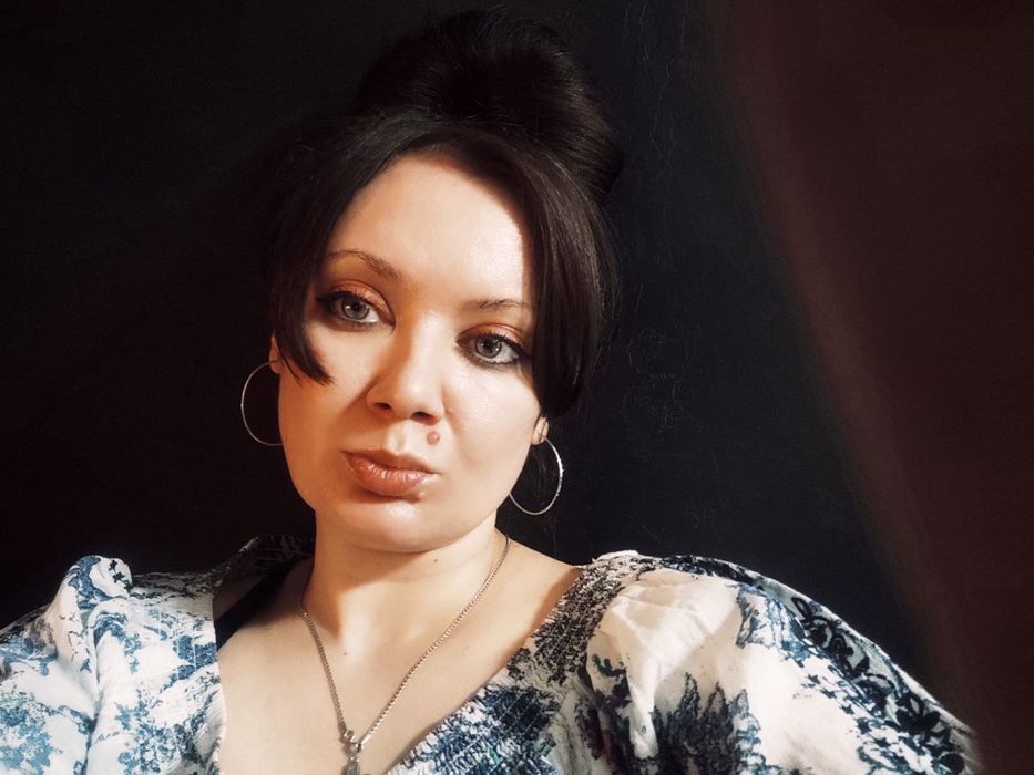 Диджей , діджей , співачка ,музикант , ведуча , ведущая, живий вокал