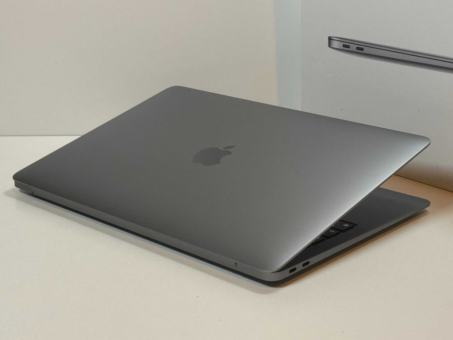 Apple MacBook Air 13 2020 - M1 8GB / 256GB - 87% Kondycji baterii - Gwarancja - Stan BDB