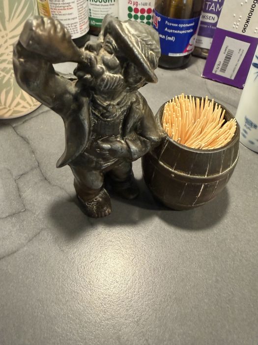 Подставка  под зубочистки бронза