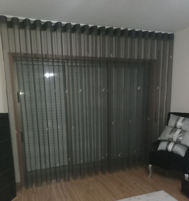 Gutter Curtains64551407350146122