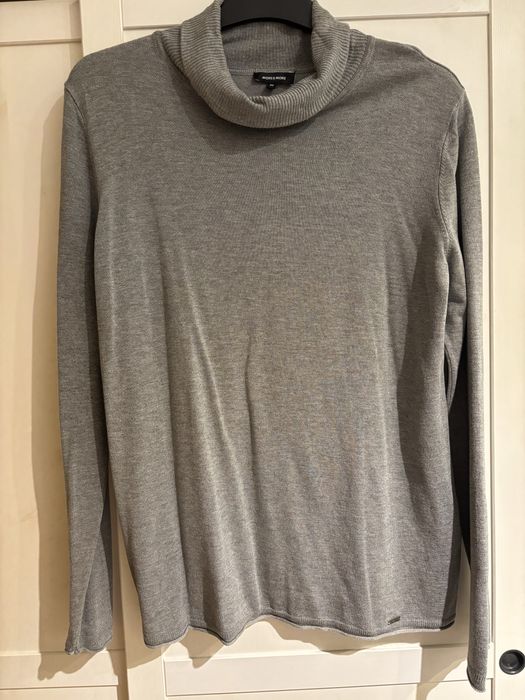 Golf szary nowy More&More