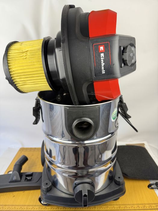 Вакуумний пилосос Einhell TE-VC 2230 SA з автоматикою
