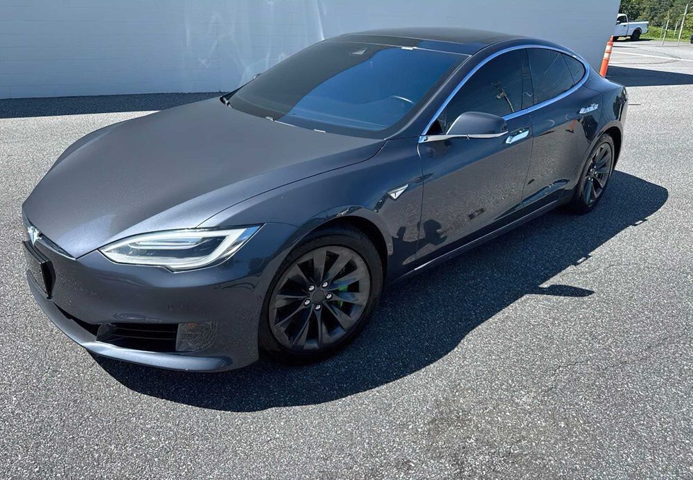 Tesla Model S 75      2016