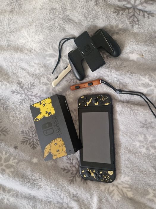 Nintendo Switch – edycja Pikachu / Eevee – bardzo dobry stan