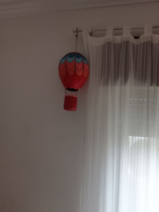 Balão feito de pasta papel