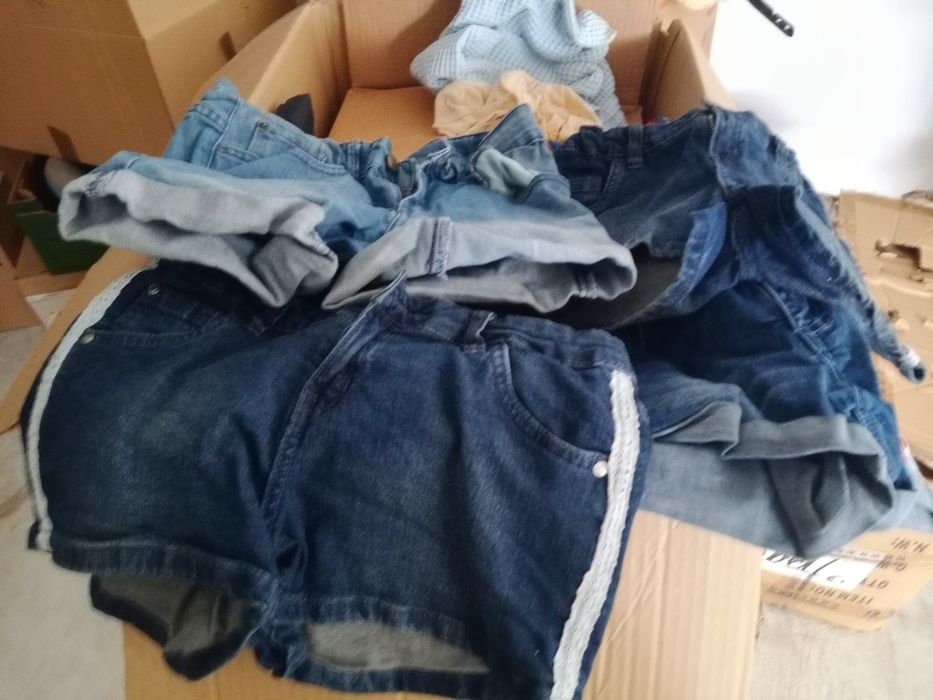 Roupa de menina variada