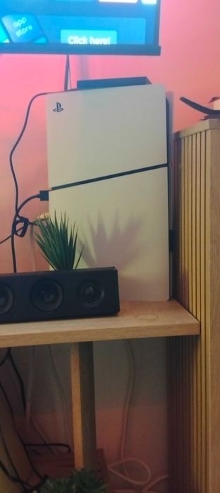 PS5 + 2 comandos+ fones sem fios + suporte de carregamento