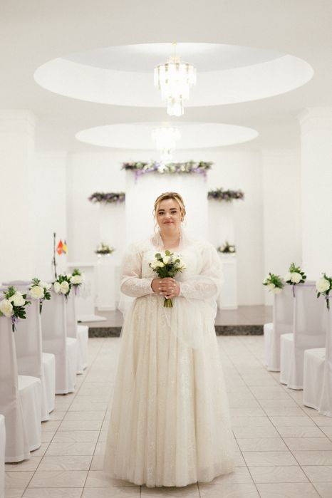 Весільна сукня plus size