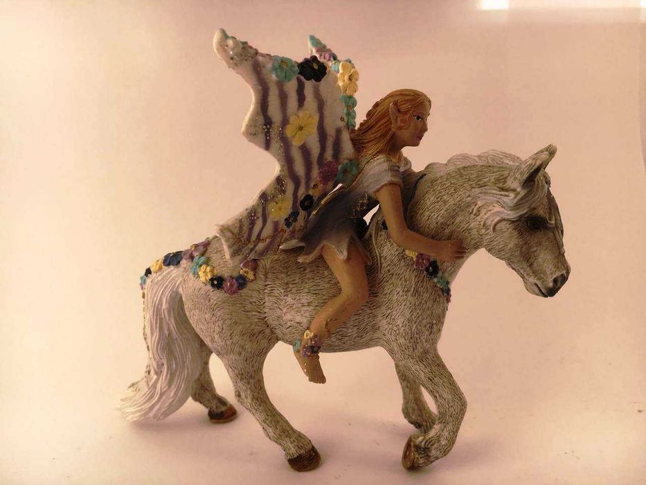 Фігурка колекція шляйх баяла schleich bayala Німеччина Фея-ельф Олеана