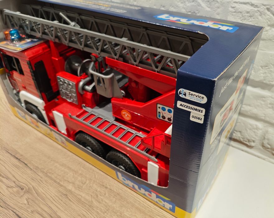 Bruder 02771 MAN TGA wóz strażacki