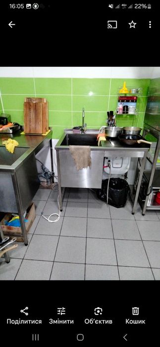 Столы, мойки, полки, вытяжные зонты и др оборудование  для проф кухни.