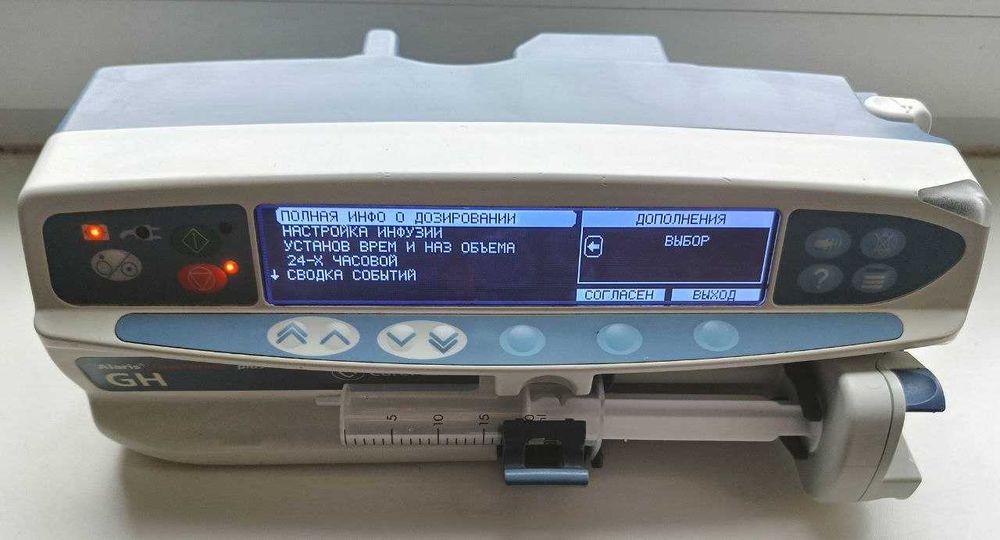 Инфузомат шприцевой Alaris 2014 год