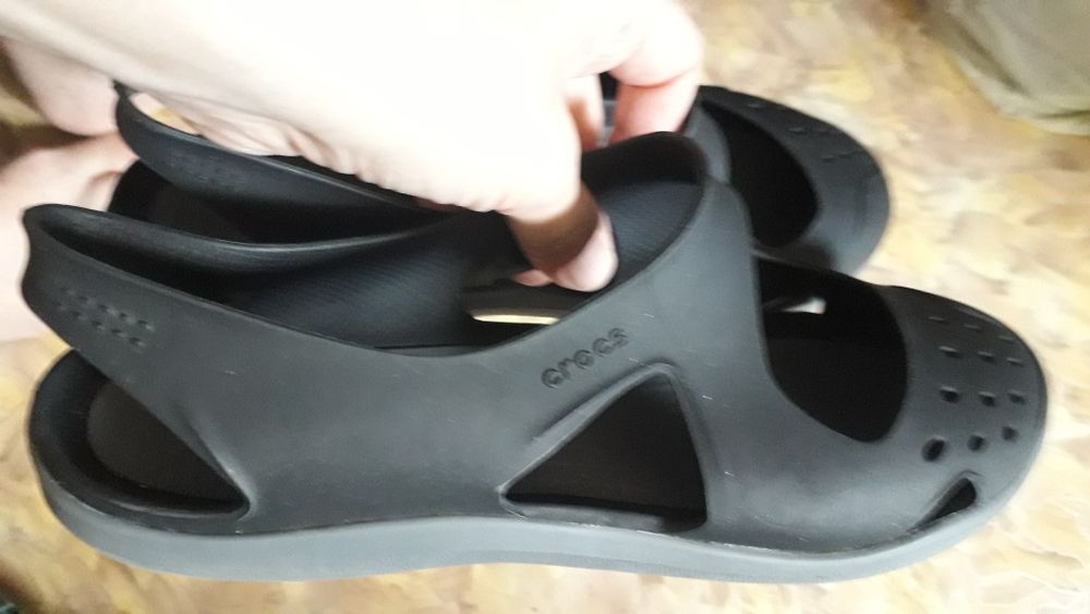 Кроксы женские.Размер 38. Спортивные  босоножки