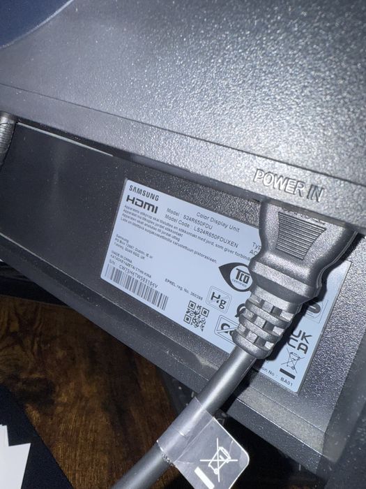 Monitor 27" SAMSUNG LS27R650FDR