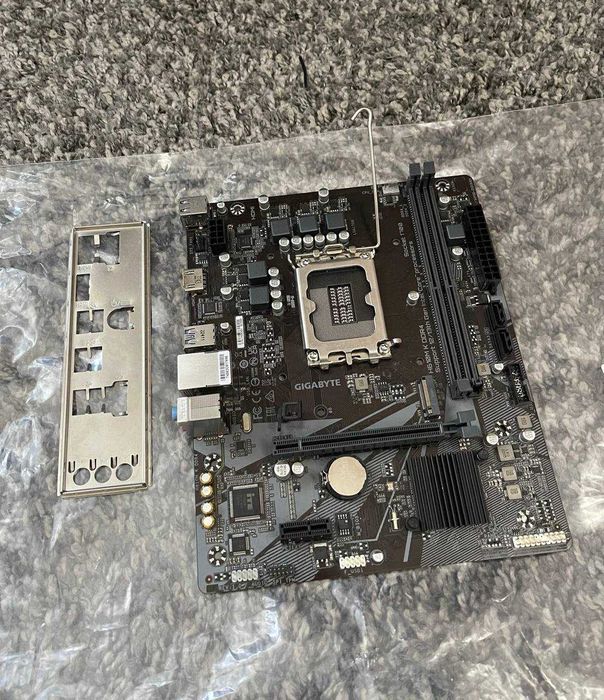 Материнська Плата Gigabyte H610M K DDR4 Socket 1700 Гарантія