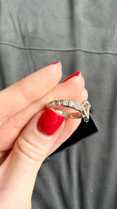 Кільце chanel, бренд