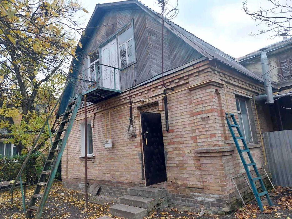 Продам частину будинку в Бучі Лісовій 35000 у.о.