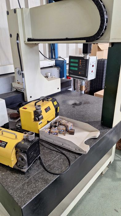 Máquina CDM 3D como nova