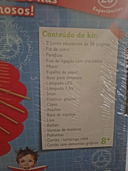 Fábrica de Invenções, da Science4you. ''Novo com Película''