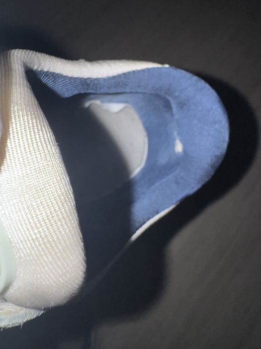 Кросівки Karhu Aria 95 - 41 розмір