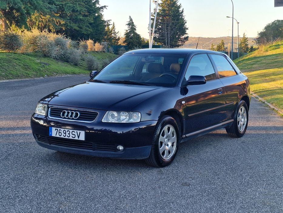 Audi A3 1.6 (APENAS 175.000KM)