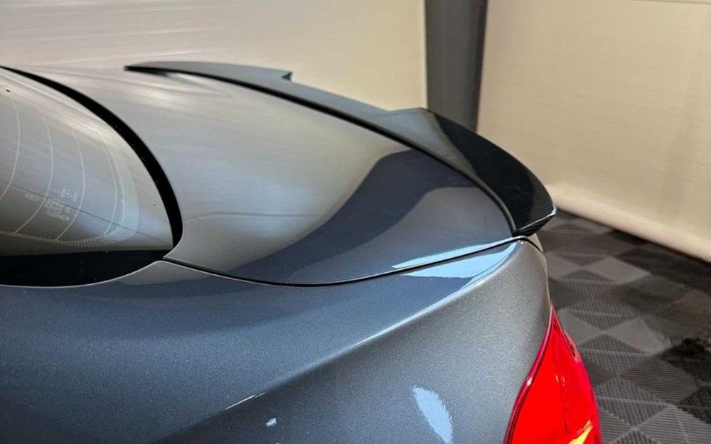 Lotka klapy bagażnika SPOILER M4 STYLE Czarny SPOJLER DLA BMW F30