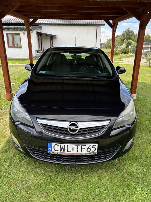 Opel Astra J 1.7 CDTI 2012r