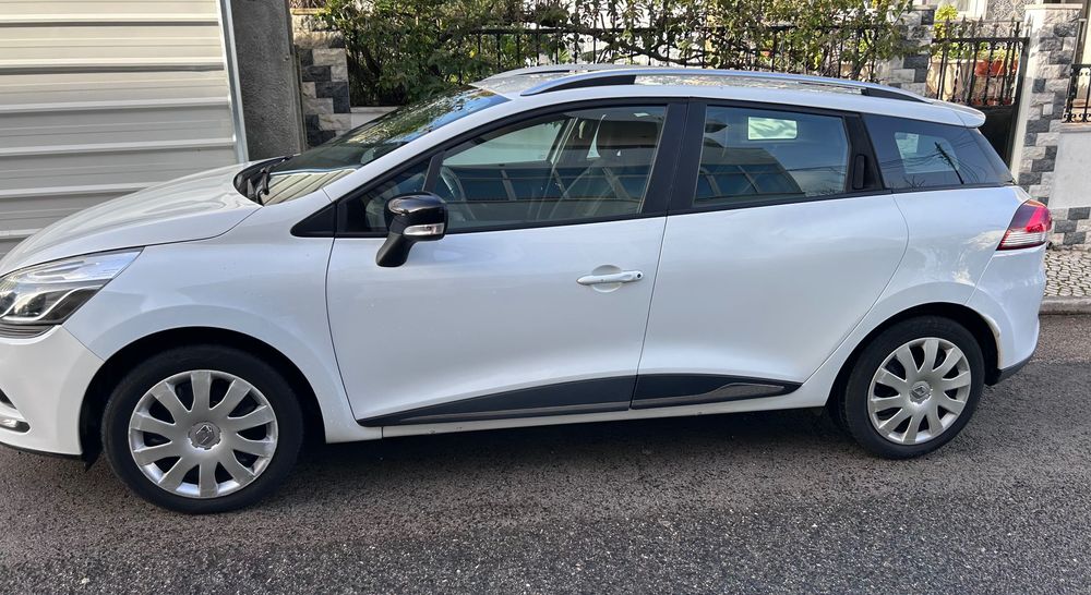 Clio 2016 bem estimado