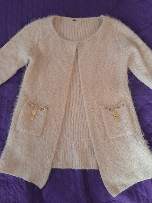 ciepły sweter włochacz