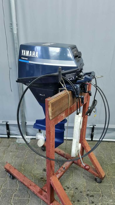 Silnik zaburtowy Yamaha 8 4t stopa S ładowanie manetka