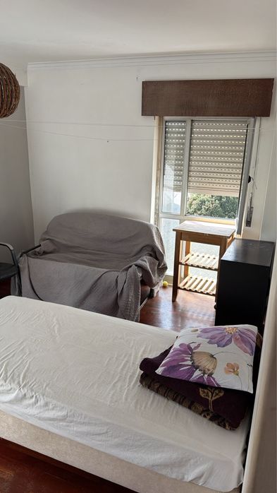Quarto para arrendar
