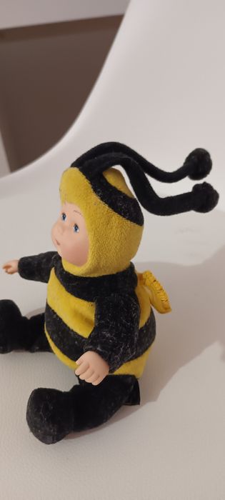 Lalka pszczółka mała Anne Geddes