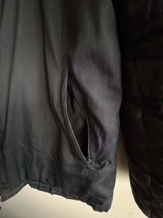 Casaco preto Adidas com capuz