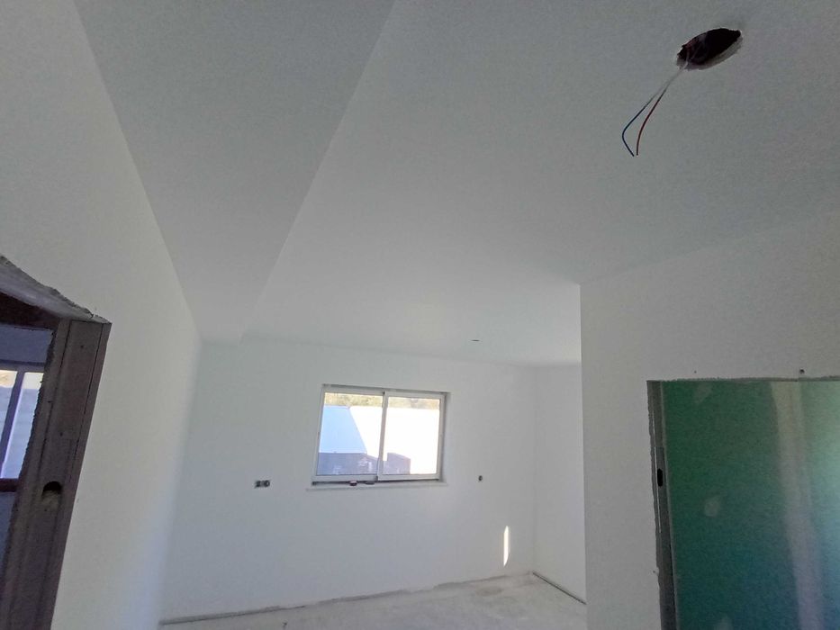 Obras-pladur-capoto- canalização-eletrica