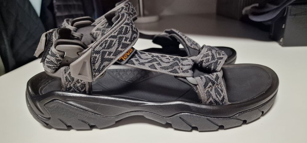 сандалы Teva  для мужчин Terra Fi 5 Universal 43.5 розмір