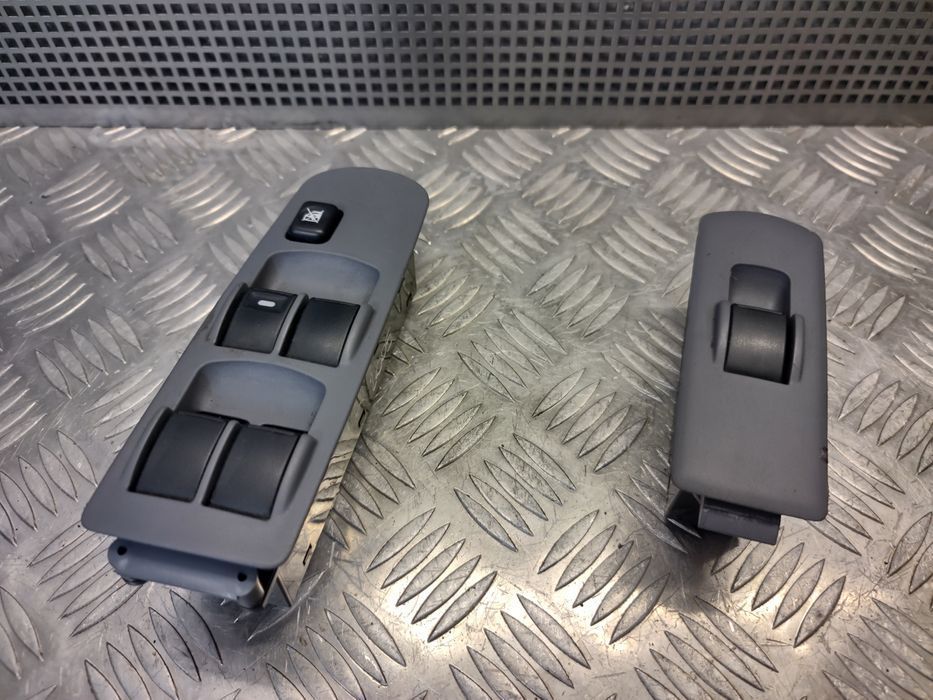 Comando Interruptor Vidros Frente Esq Dto MITSUBISHI COLT VI (Z3, Z2)