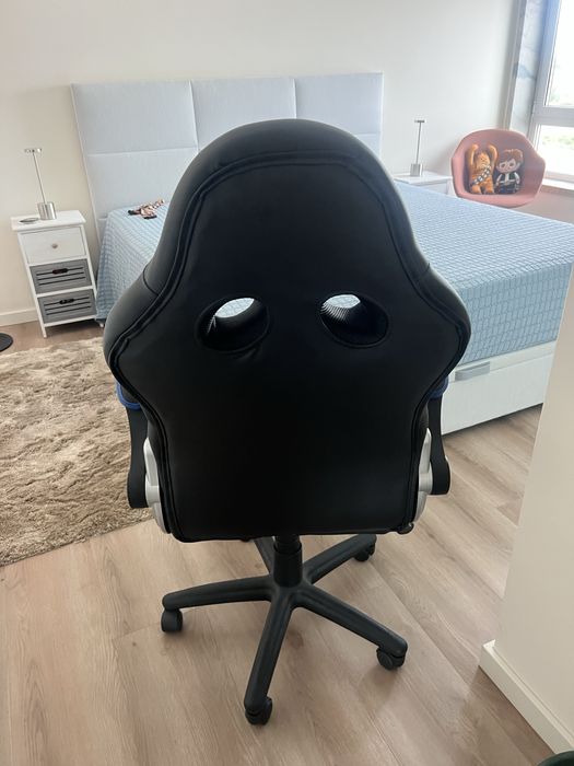 Cadeira gaming nova