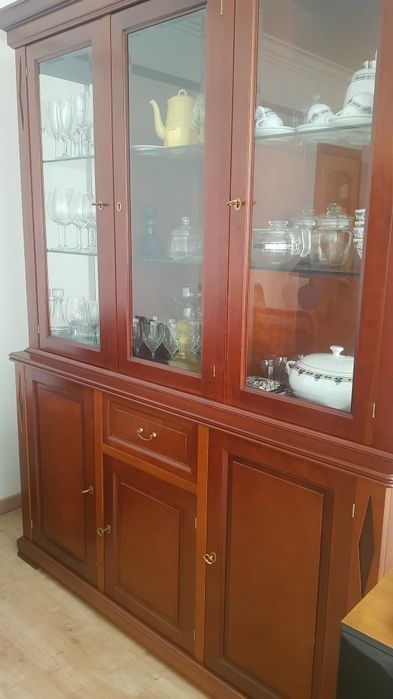 Louceiro em cerejeira mesa e 4 cadeiras completa