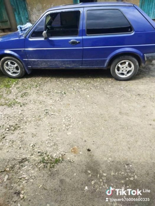 Продам Golf  1.6 бензин