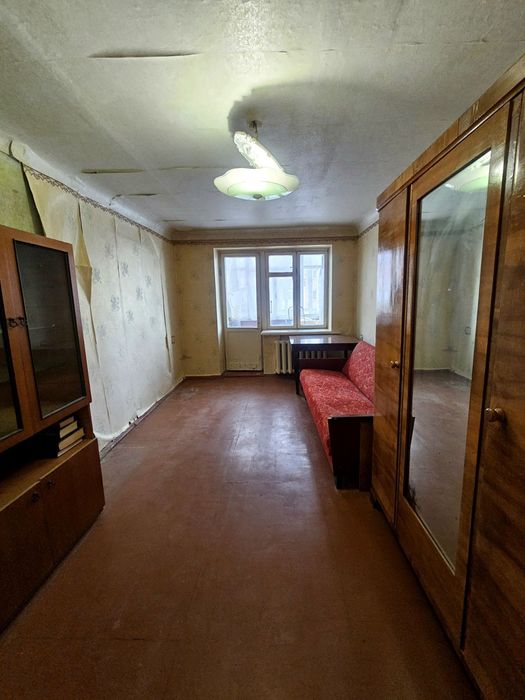 Продам трикімнатну квартиру зуп.Гетьмана Сагайдачного,вул.Європейська.