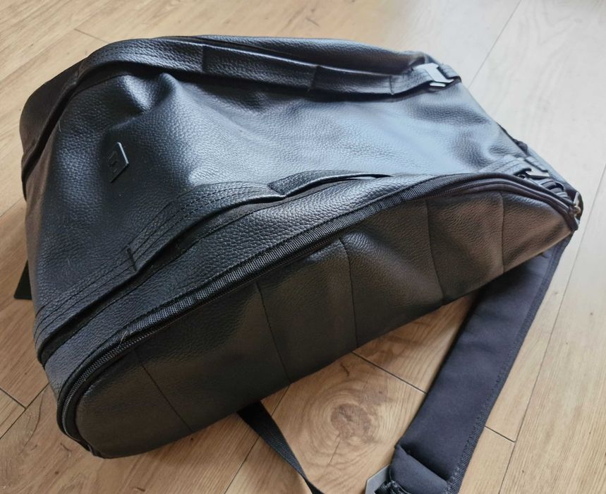 Plecak Db Douchebags The Base 15l skóra wegańska premium