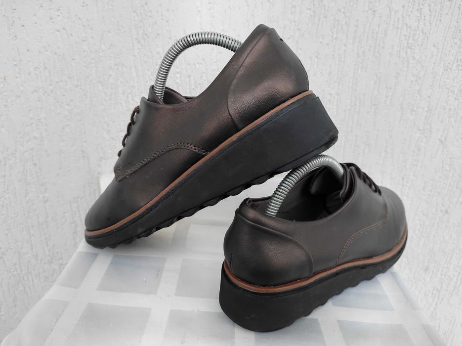 Туфли кожанние суперлегкие Clarks collection р.39