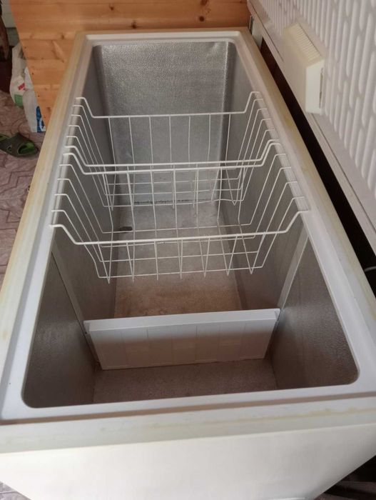 Продам морозильну камеру