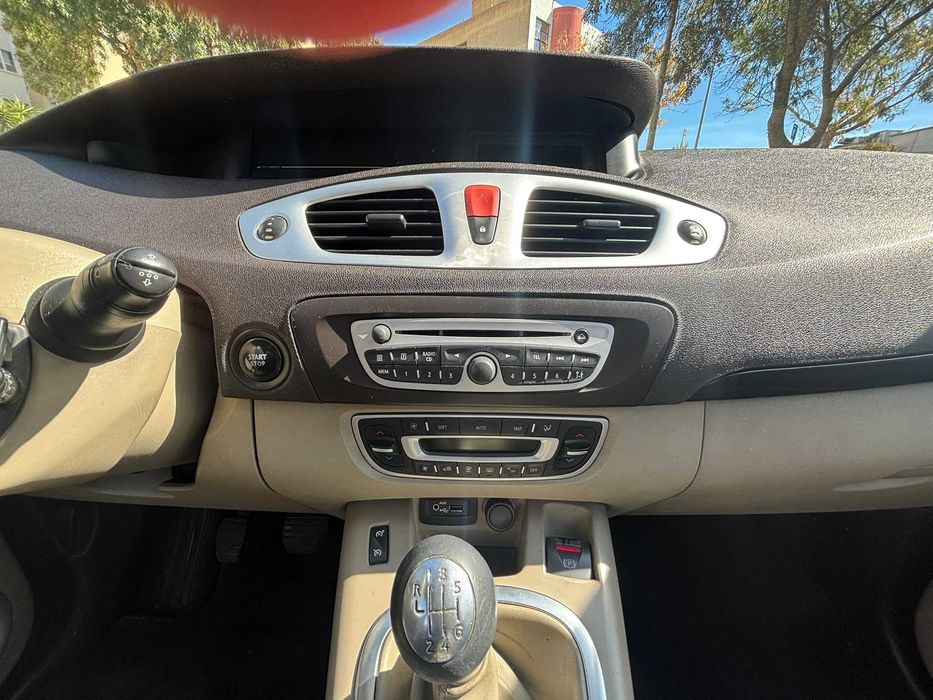 Renault Scenic III 2010 TOPO DE GAMA