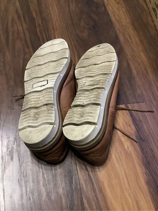 Skórzane damskie półbuty jasnobrązowe wiązane rozmiar 40 creator