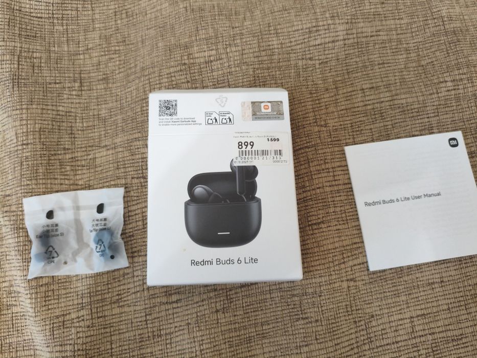 коробка від навушників redmi buds 6 lite