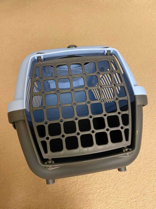 Продам переноску для животных Trixie Capri 2